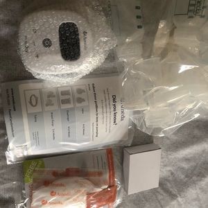 Ameda  Mya Joy  New double electric pump kit